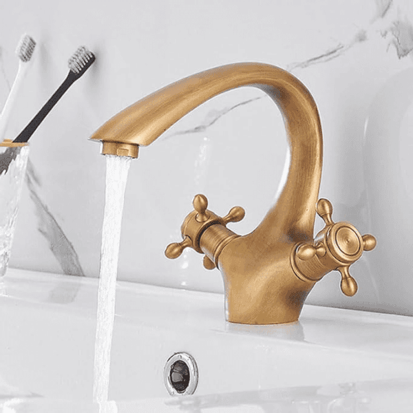 Mélangeur de lavabo artistique à Double poignée